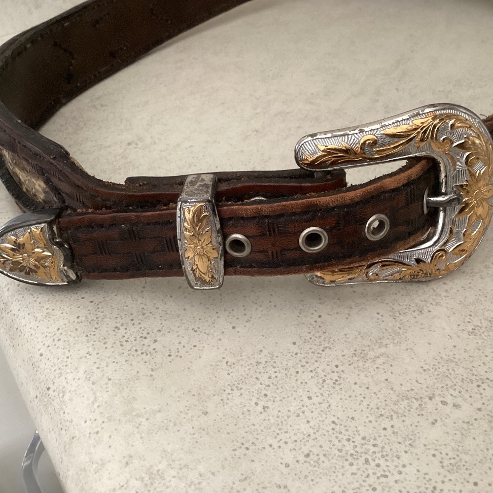 Vintage snake skin belt 38”